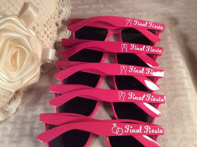 Custom Rose Wayfarer Sunglasses: Personalized Party Favors