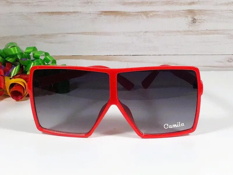 Personalized Kids Sunglasses: Engraved Name, Party Favor